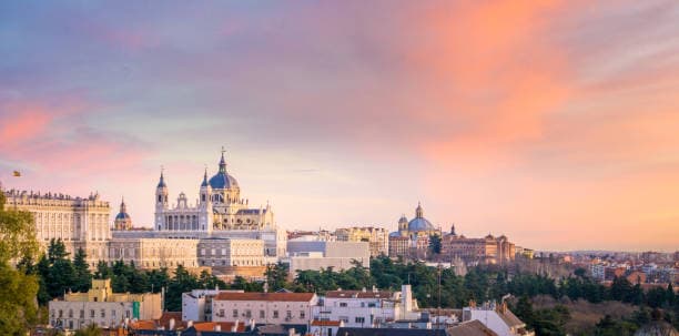 Cover Image for 4 Days, 3 Nights of Spanish Bliss: Your Ultimate Itinerary for Madrid!